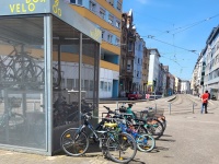 Uhlandstraße - Neben Velobox